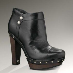 UGG Black Ambrogia Platform Bootie Leather wood studs size 7.5